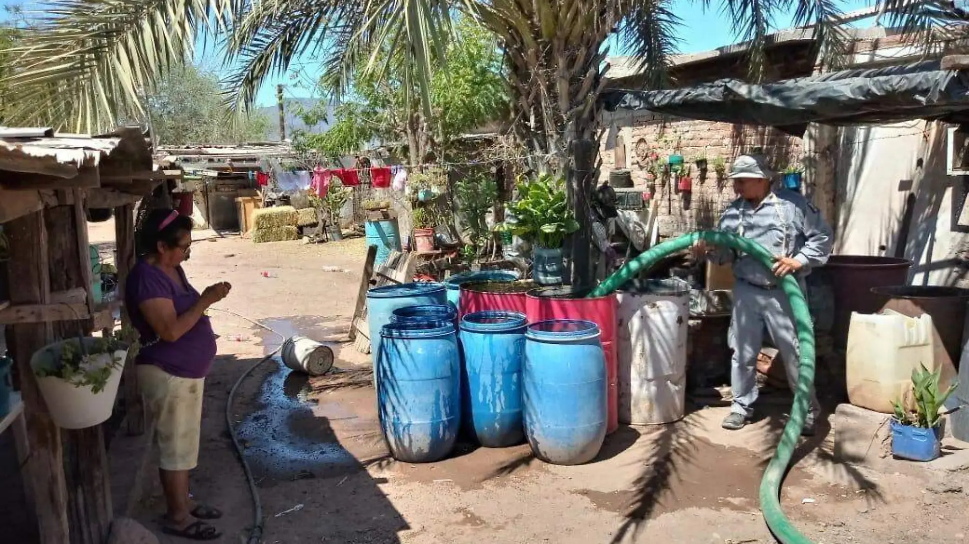 agua pipas tambos